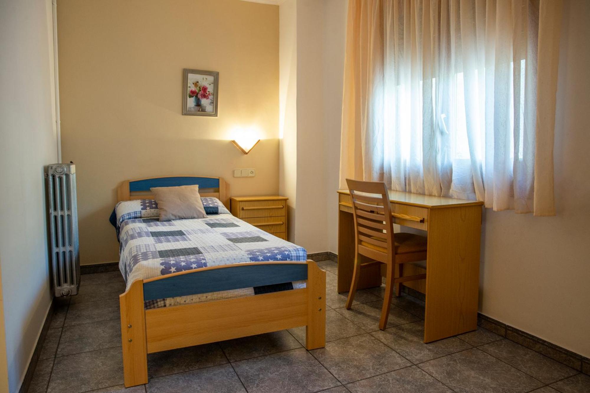 Hostal Montserrat Montseny Eksteriør billede