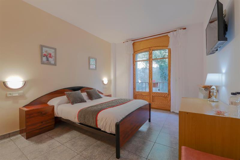 Hostal Montserrat Montseny Eksteriør billede