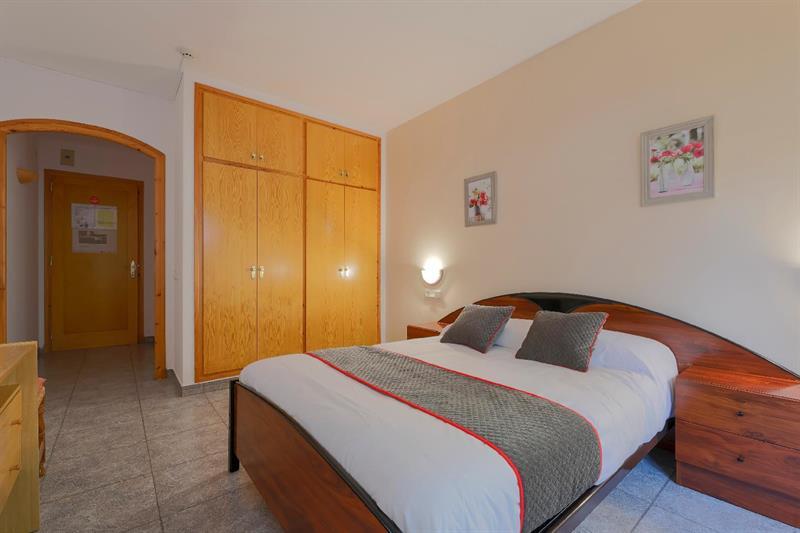 Hostal Montserrat Montseny Eksteriør billede